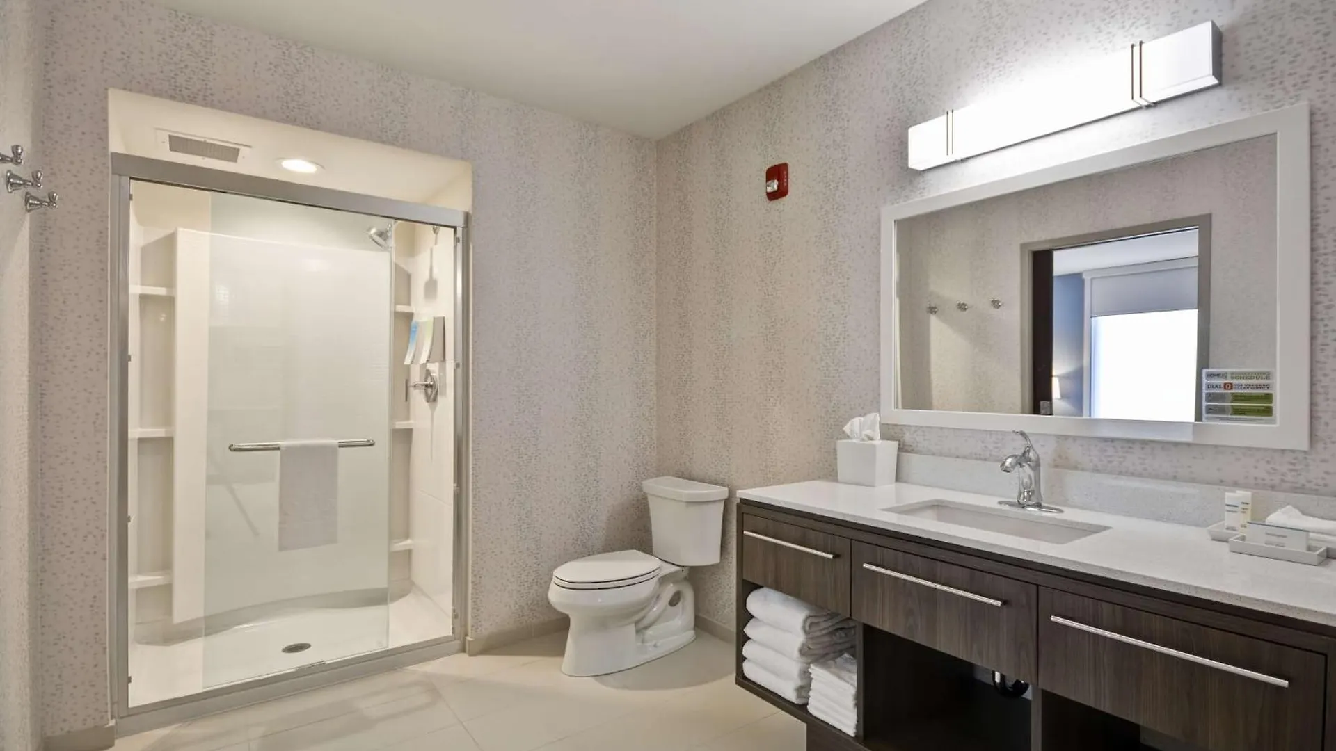Home2 Suites By Hilton Columbus Airport East Broad 3*,