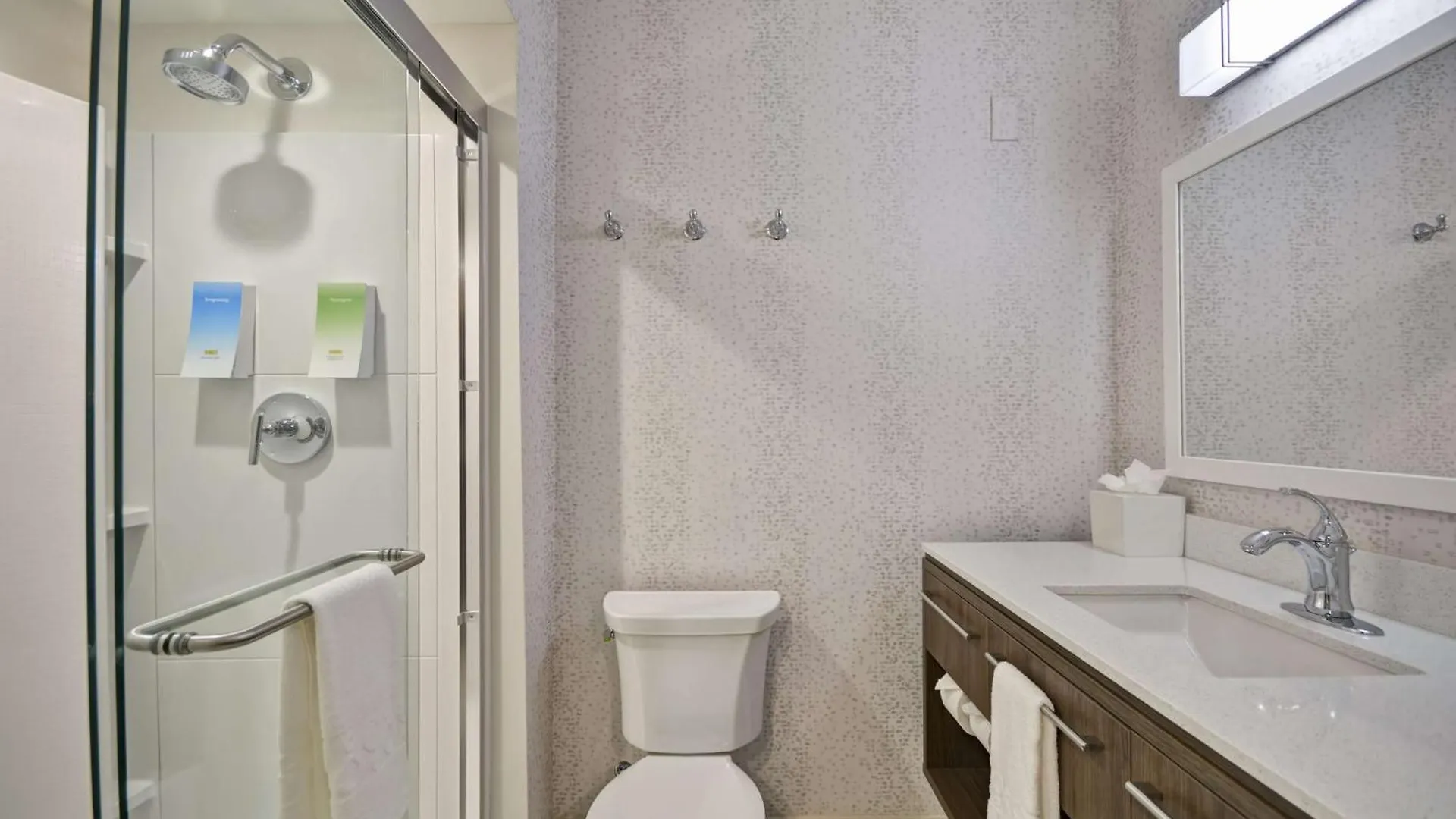 Home2 Suites By Hilton Columbus Airport East Broad 3*,