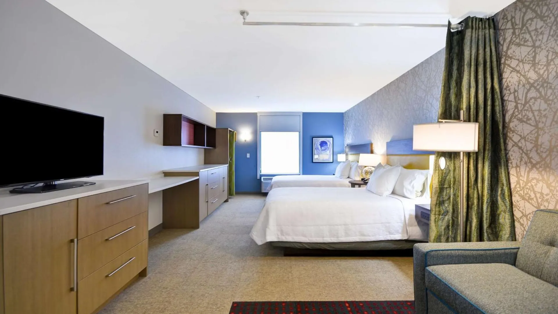 Home2 Suites By Hilton Columbus Airport East Broad 3*,